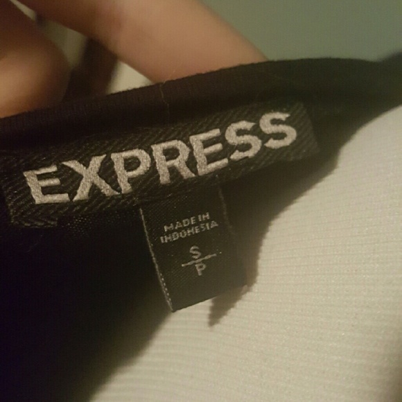 Express dress with side ruched sides size Small - Picture 9 of 9